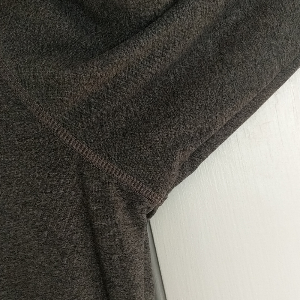 Champion athletic top, 1/4 zip, long sleeve size L - Picture 5 of 6